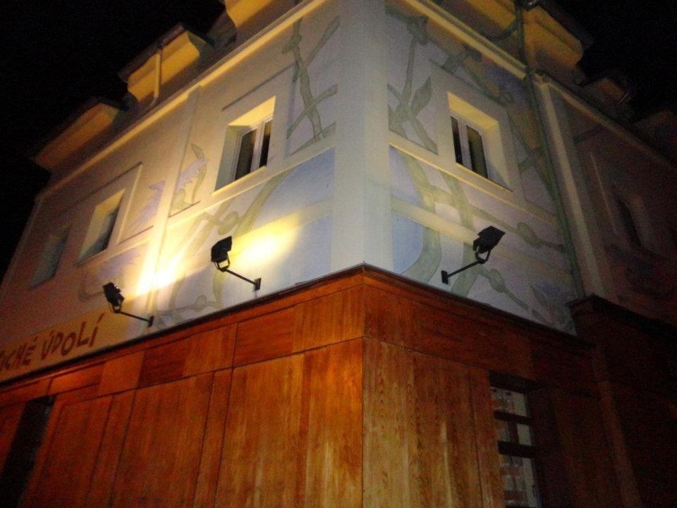 4Rooms Roztoky Exterior foto